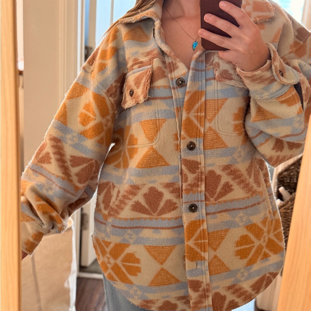 Cozy Oversized Free People Shacket - Picture 2 of 7